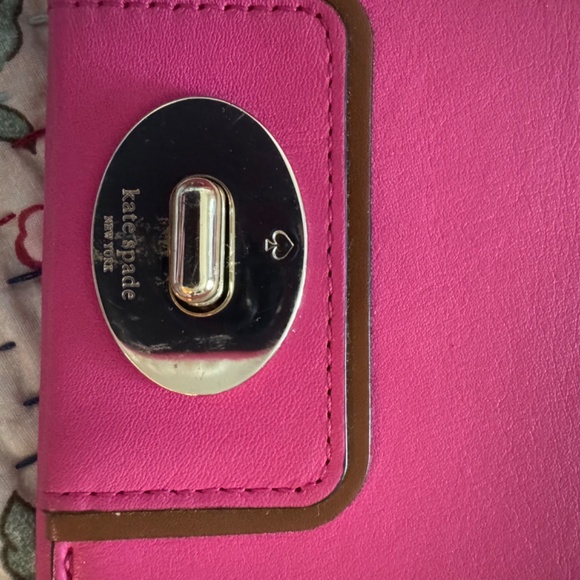 EUC Kate Spade Pink Leather Wristlet - Picture 2 of 6